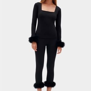 The Weekend Chic Set with Leggings in Black